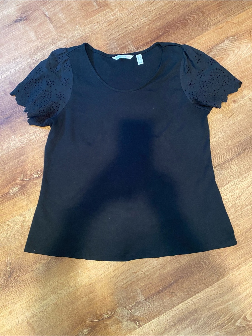 Isaac Mizrahi Black Eyelet Puff Sleeve Short Sleeve Top Large